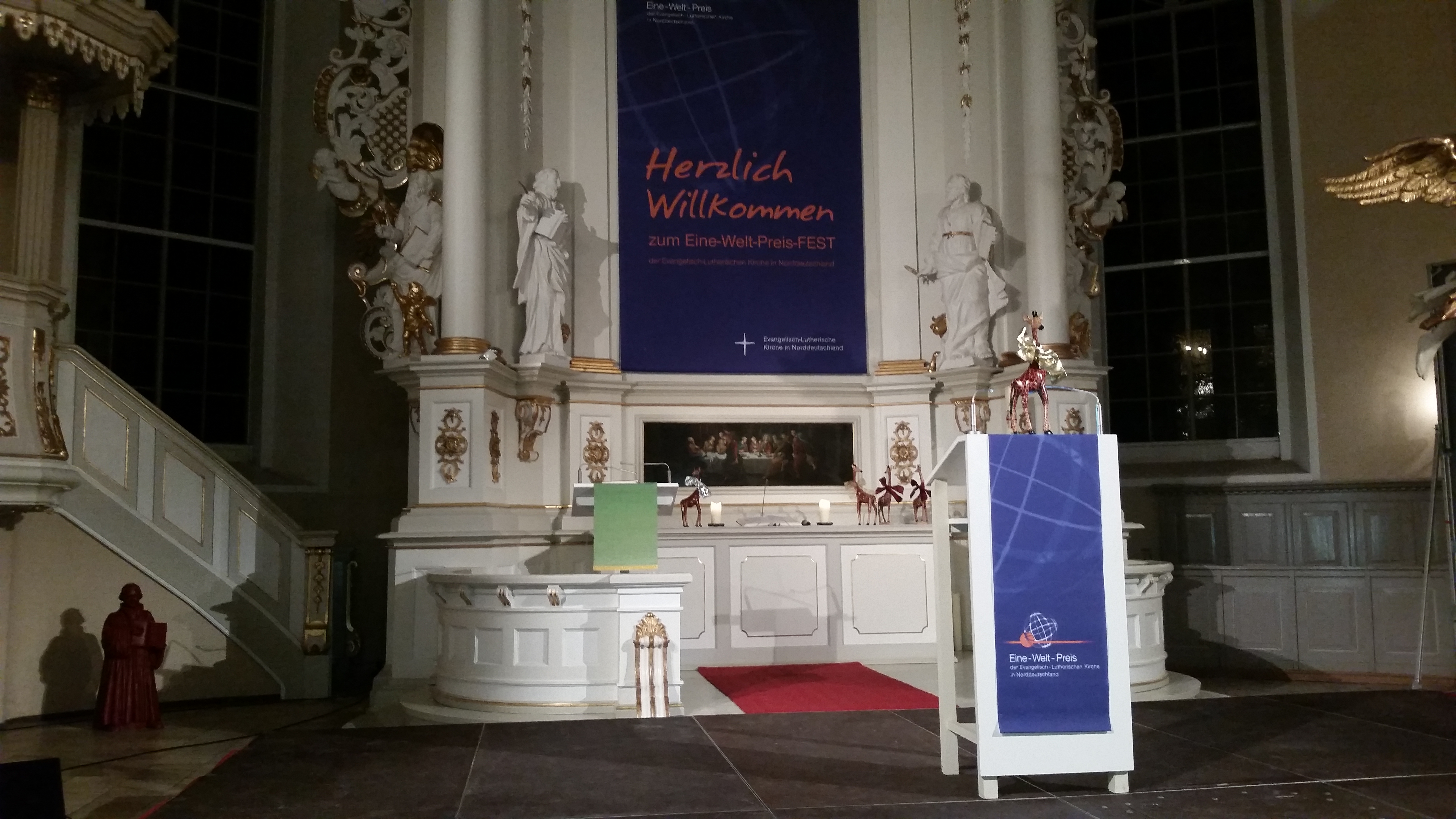 Eine-Welt-Preis-FEST in der Christianskirche in Hamburg Ottensen